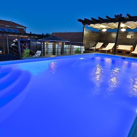 Garni Hotel Zen Free Parking Ni Exteriör bild