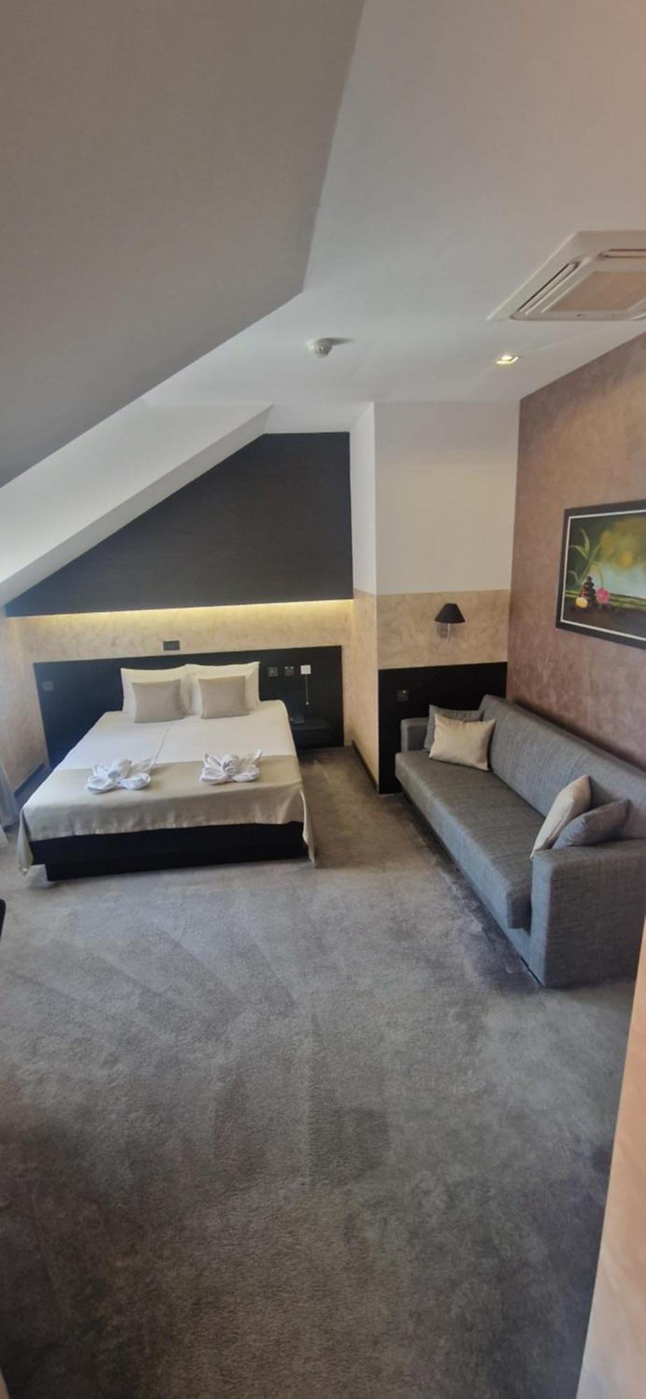 Garni Hotel Zen Free Parking Ni Exteriör bild