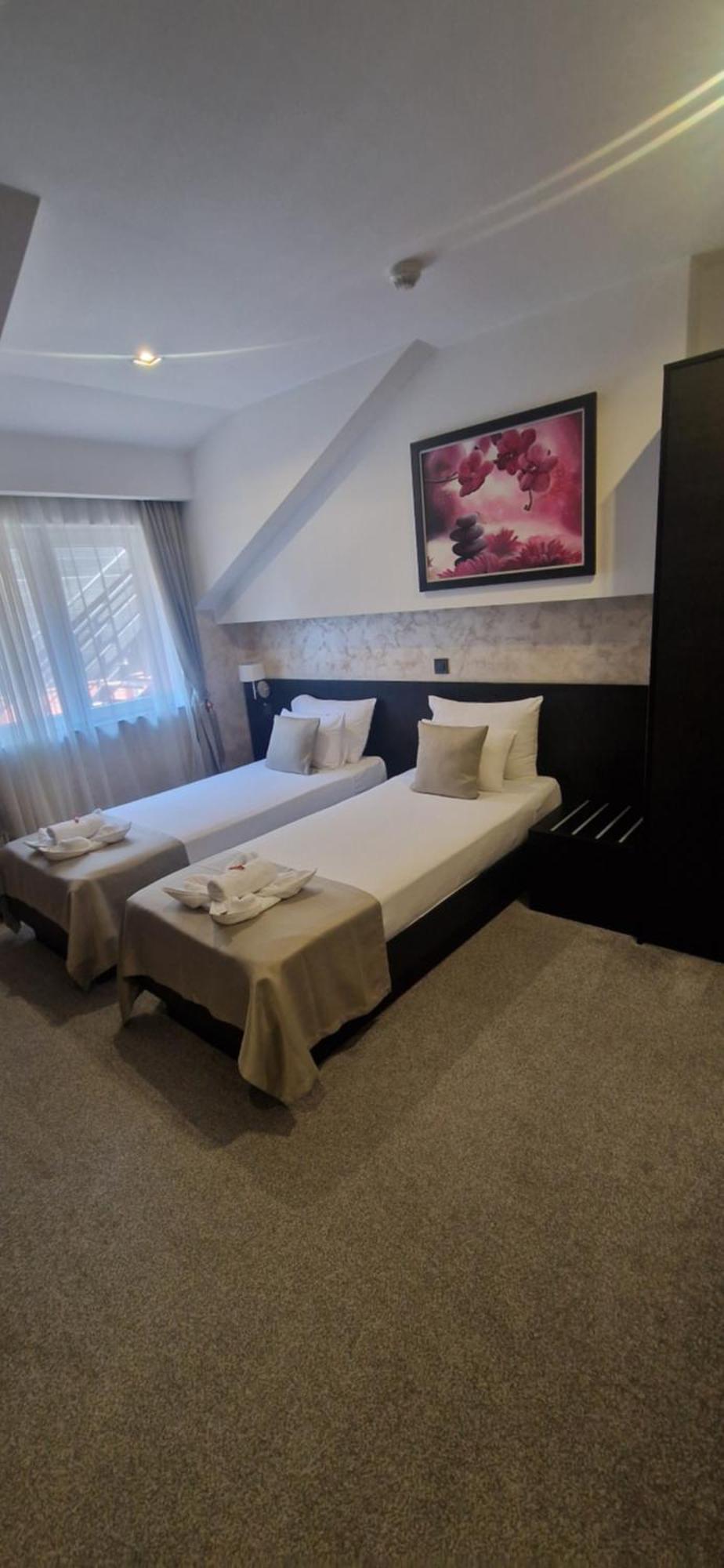 Garni Hotel Zen Free Parking Ni Exteriör bild