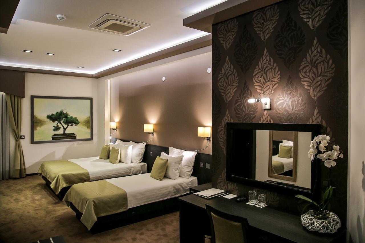Garni Hotel Zen Free Parking Ni Exteriör bild