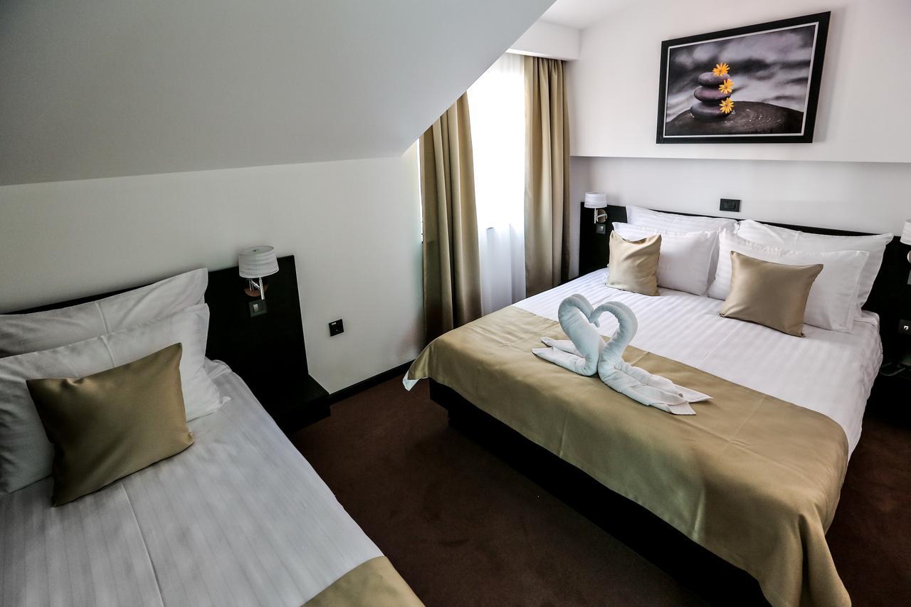 Garni Hotel Zen Free Parking Ni Exteriör bild