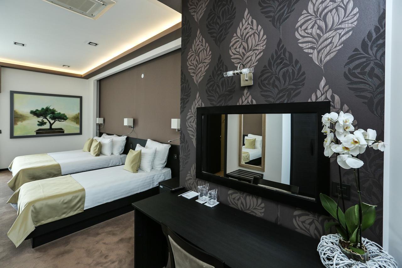 Garni Hotel Zen Free Parking Ni Exteriör bild